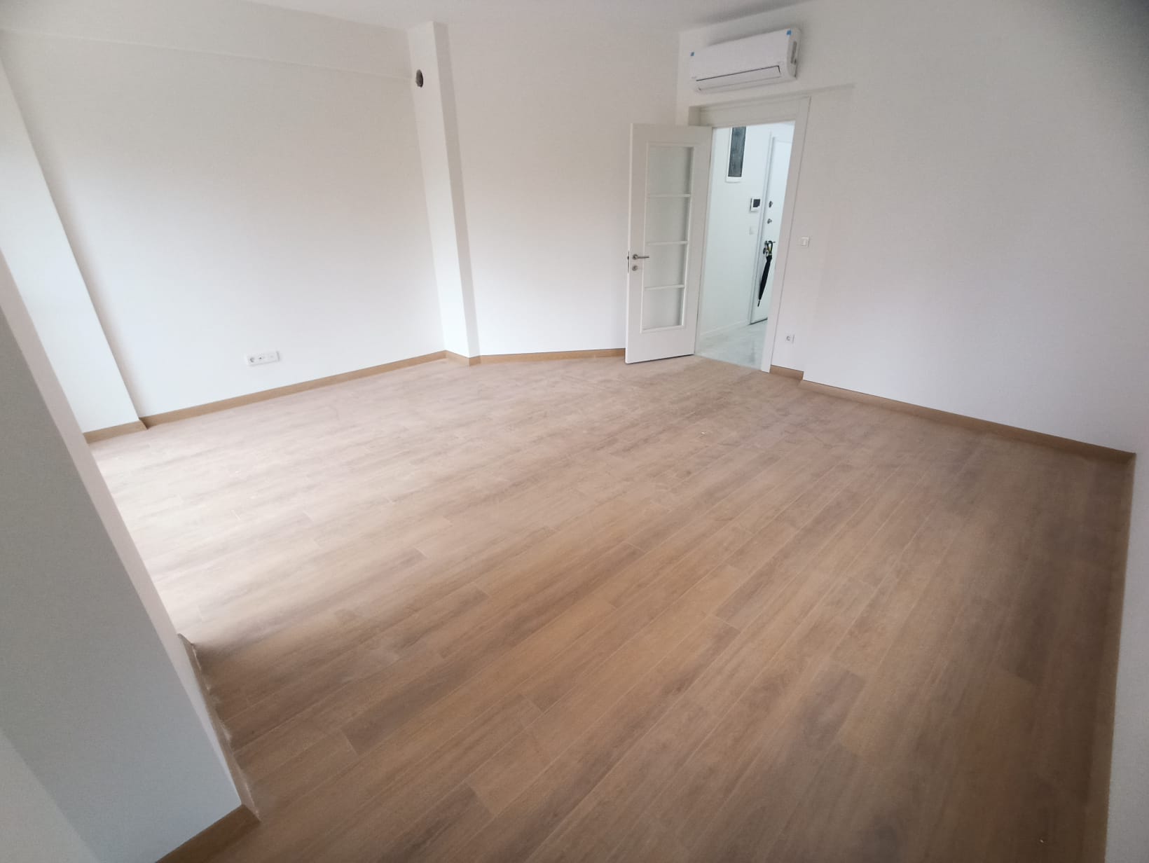 WhatsApp Image 2024-10-17 at 14.21.08 (3)-min