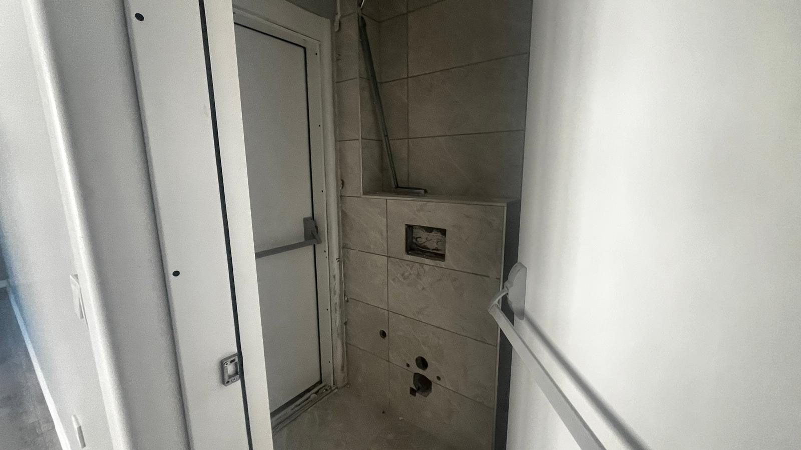 f1e43565-f94e-410e-b9ad-1a335c538bec