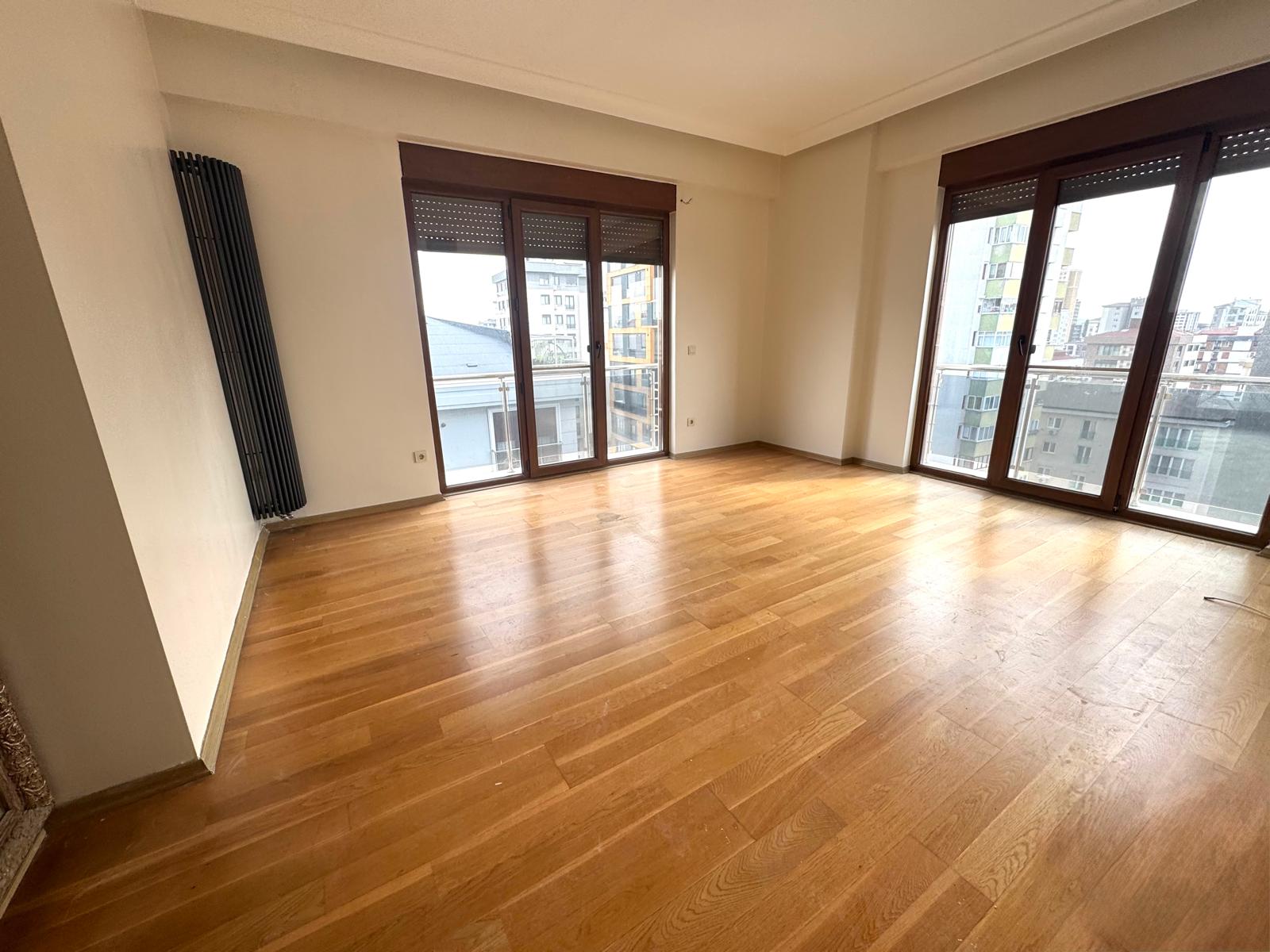 WhatsApp Image 2025-04-09 at 18.50.32 (7)