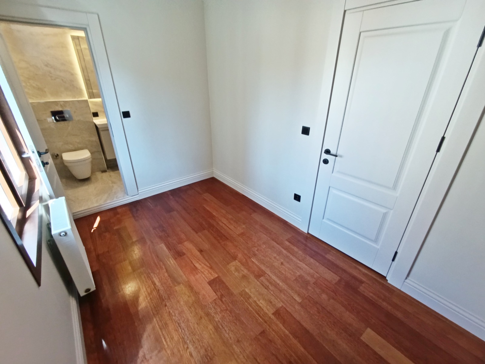 WhatsApp Image 2025-08-19 at 11.08.33 (1)