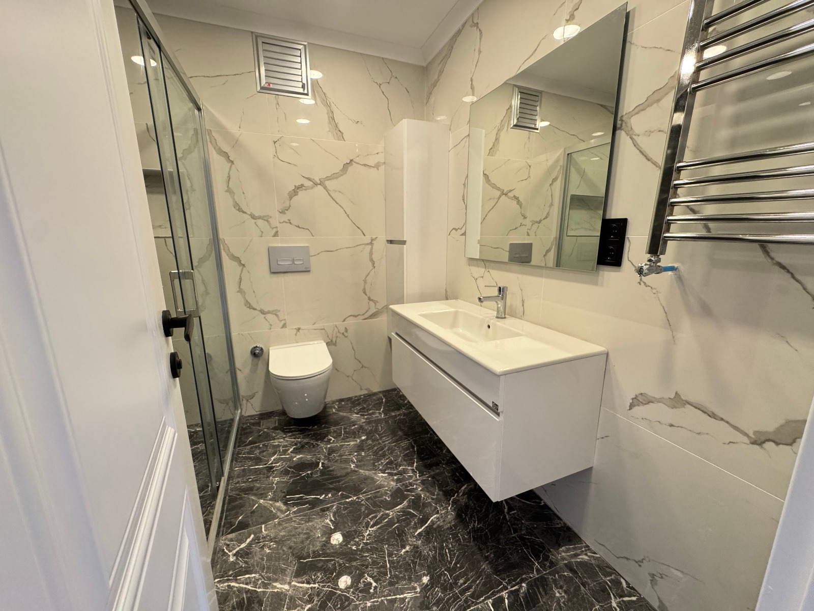 WhatsApp Image 2025-08-29 at 10.03.50 (2)