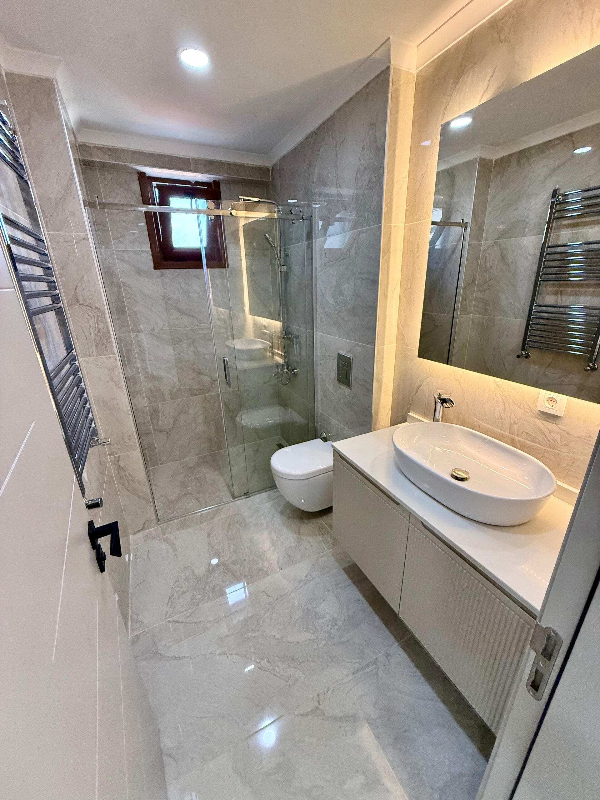 WhatsApp Image 2025-11-18 at 13.10.45 (2)