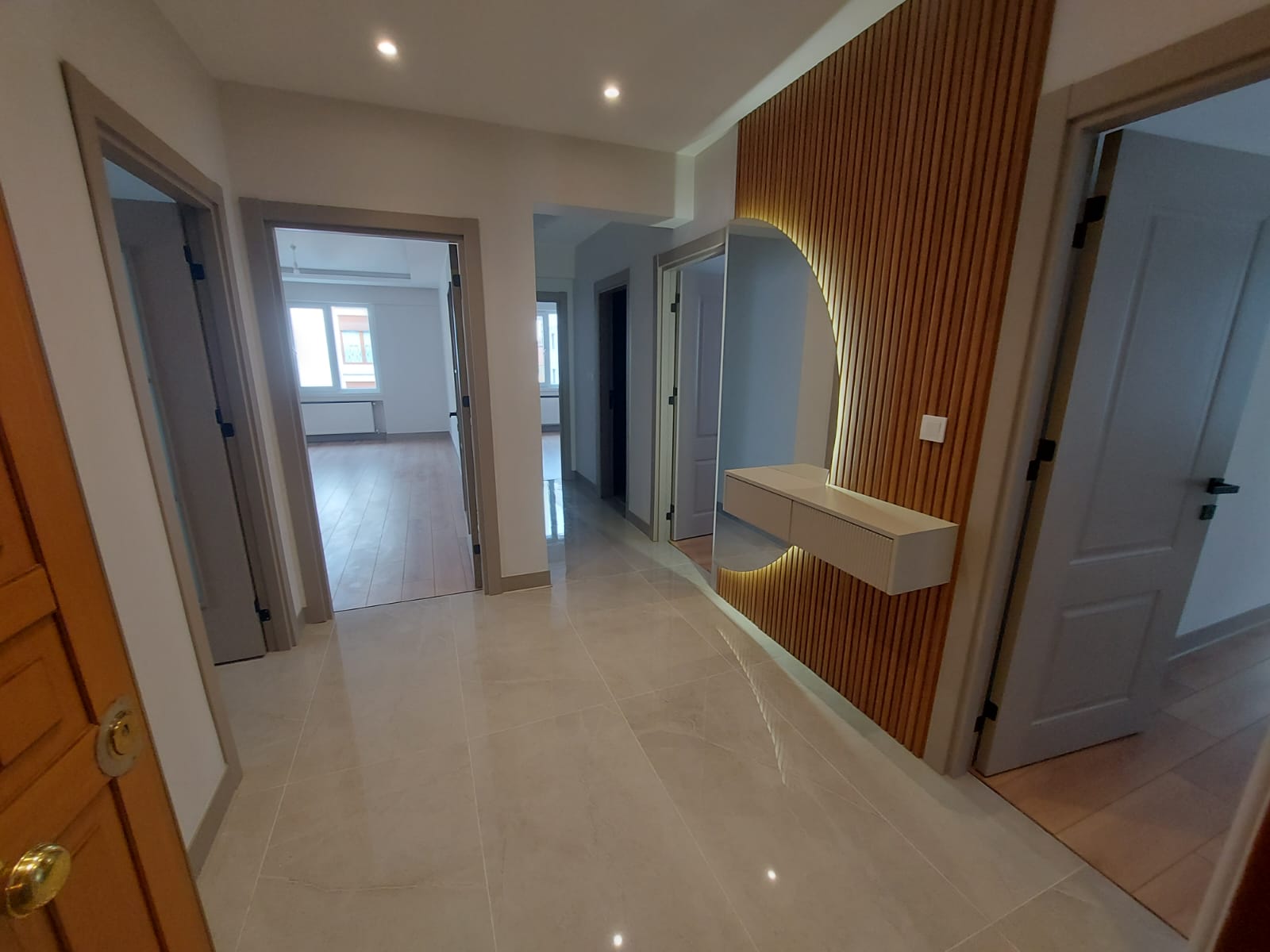 BOSTANCI KOCAYOL CAD 2000 YAPIMI İÇİ YENİLENMİŞ KAPALI GARAJLI