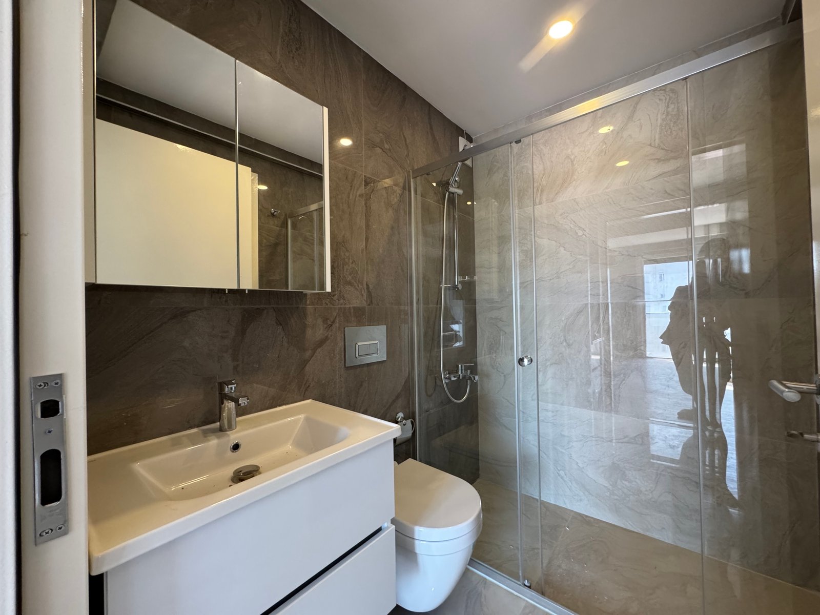 IMG_6336 Bostancıda 100 m2 Net Önü Açık Manzaralı 3+1 Satılık Daire